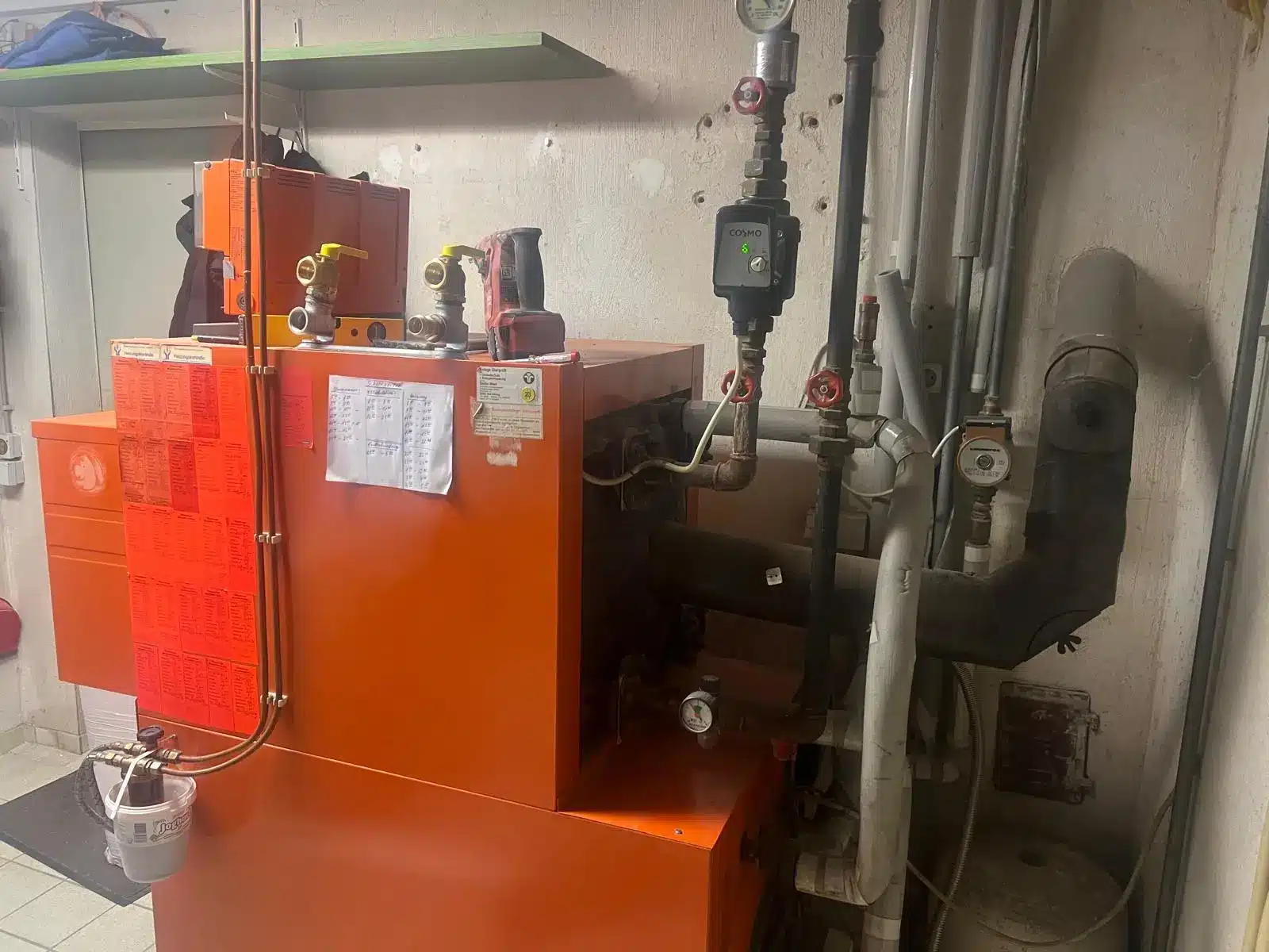 Heizungsmodernisierung und Austausch München Alte Heizungsanlage zur Modernisierung in München